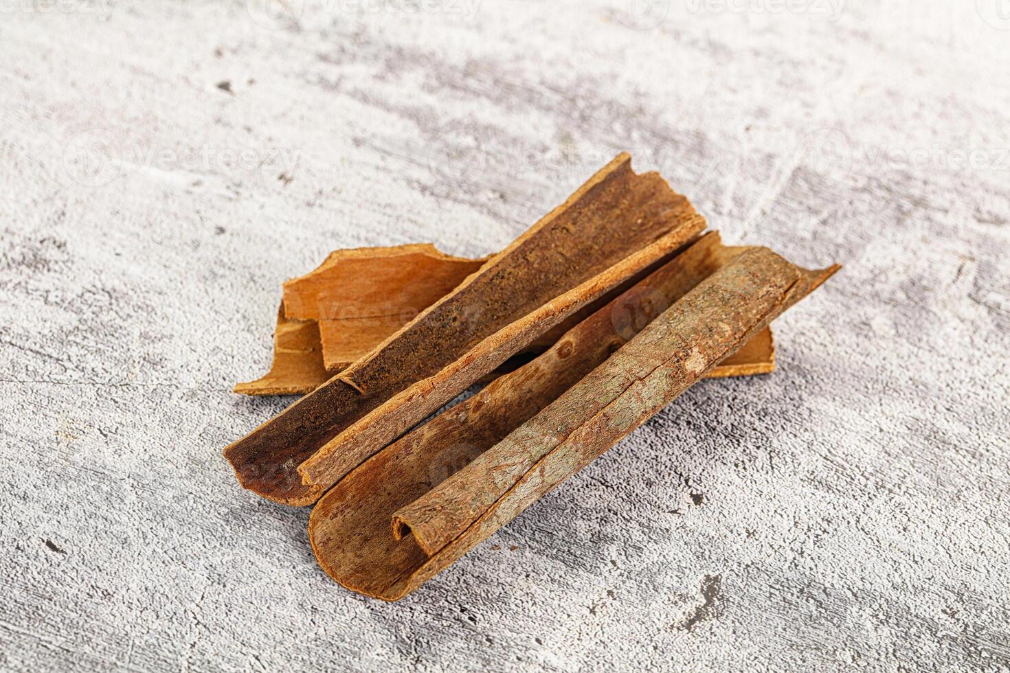 Natural wild organic cinnamon aroma photo