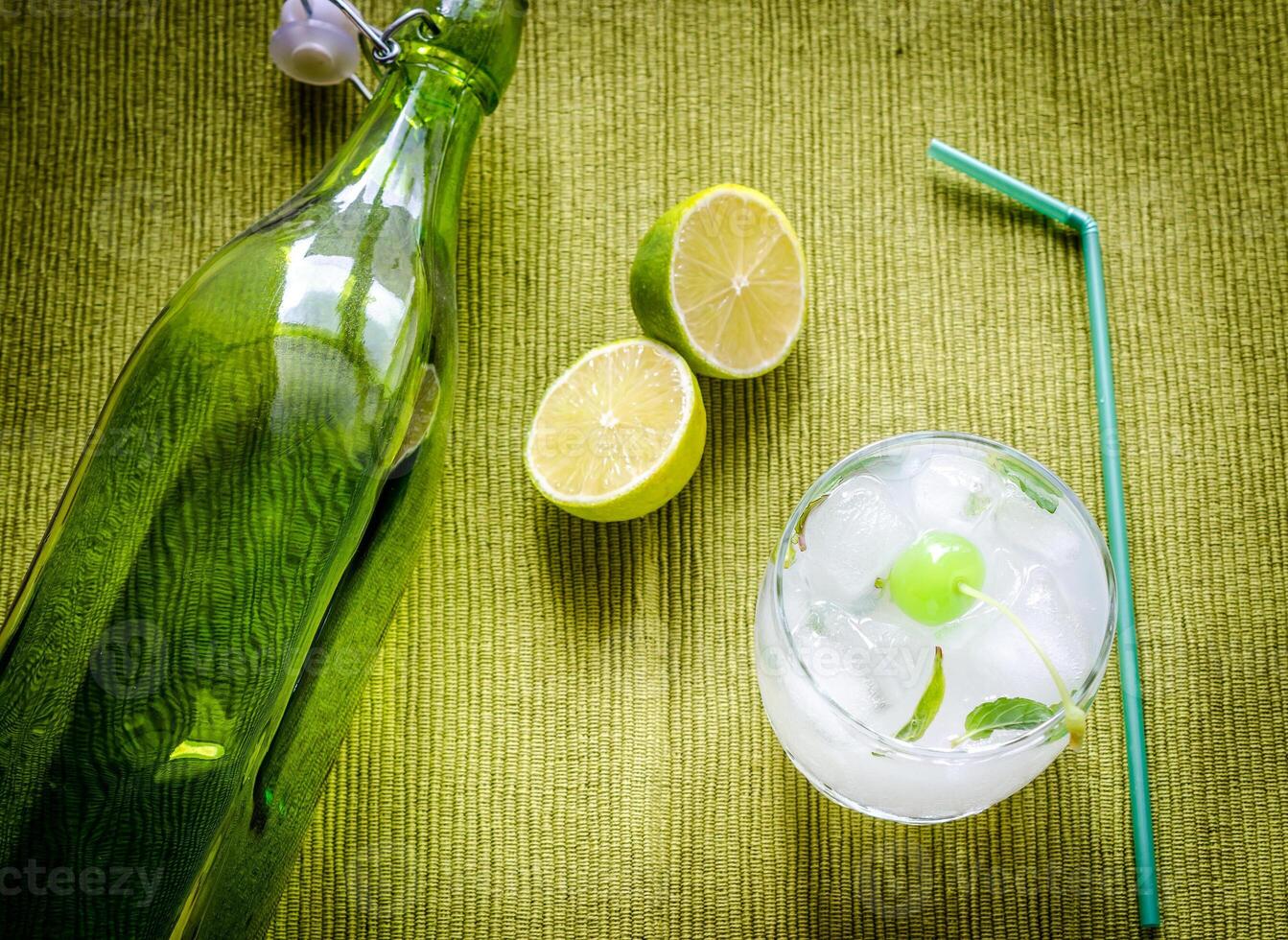 Refreshing mojito cocktail photo