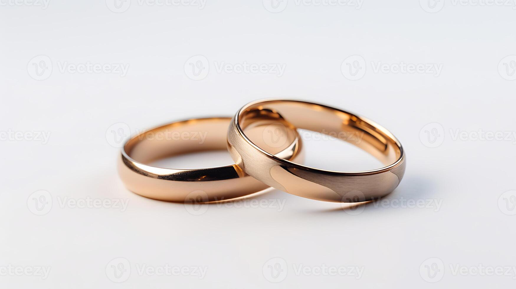 Gold wedding rings. photo