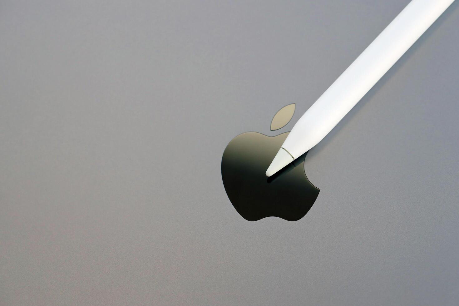 KYIV, UKRAINE - 4 MAY, 2023 Apple pencil generation 2 lies on surface of Ipad photo