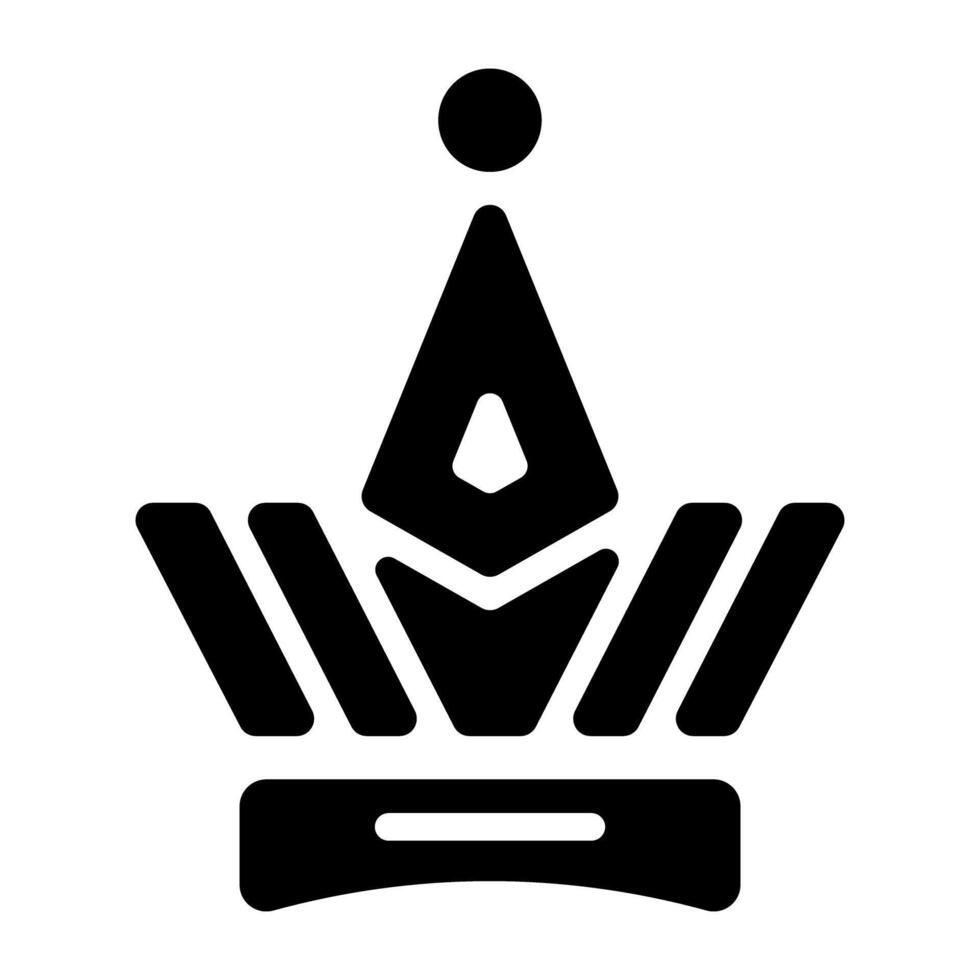 A glyph style icon of royal crown vector