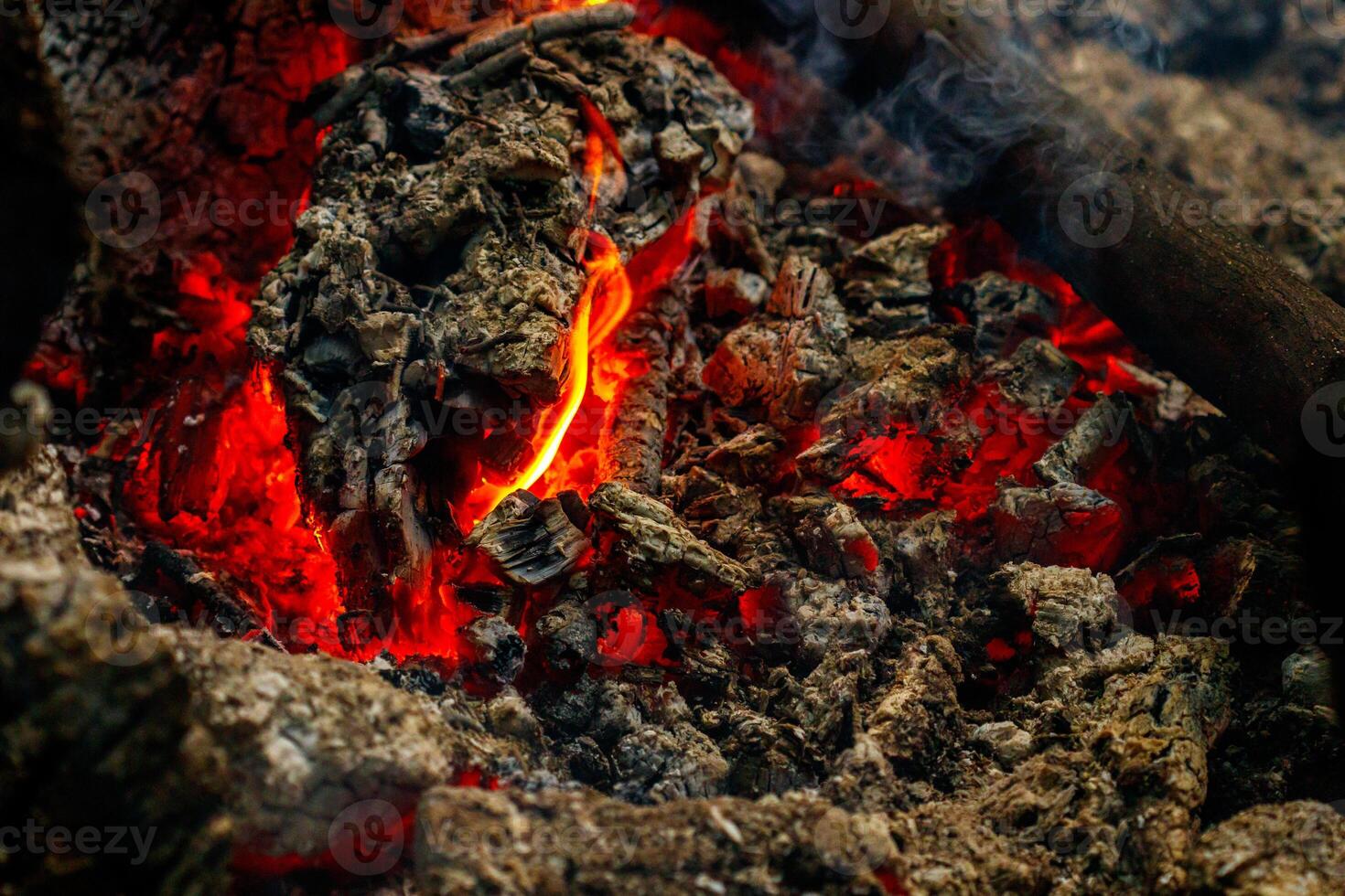 texture flame from burning logs at night photo