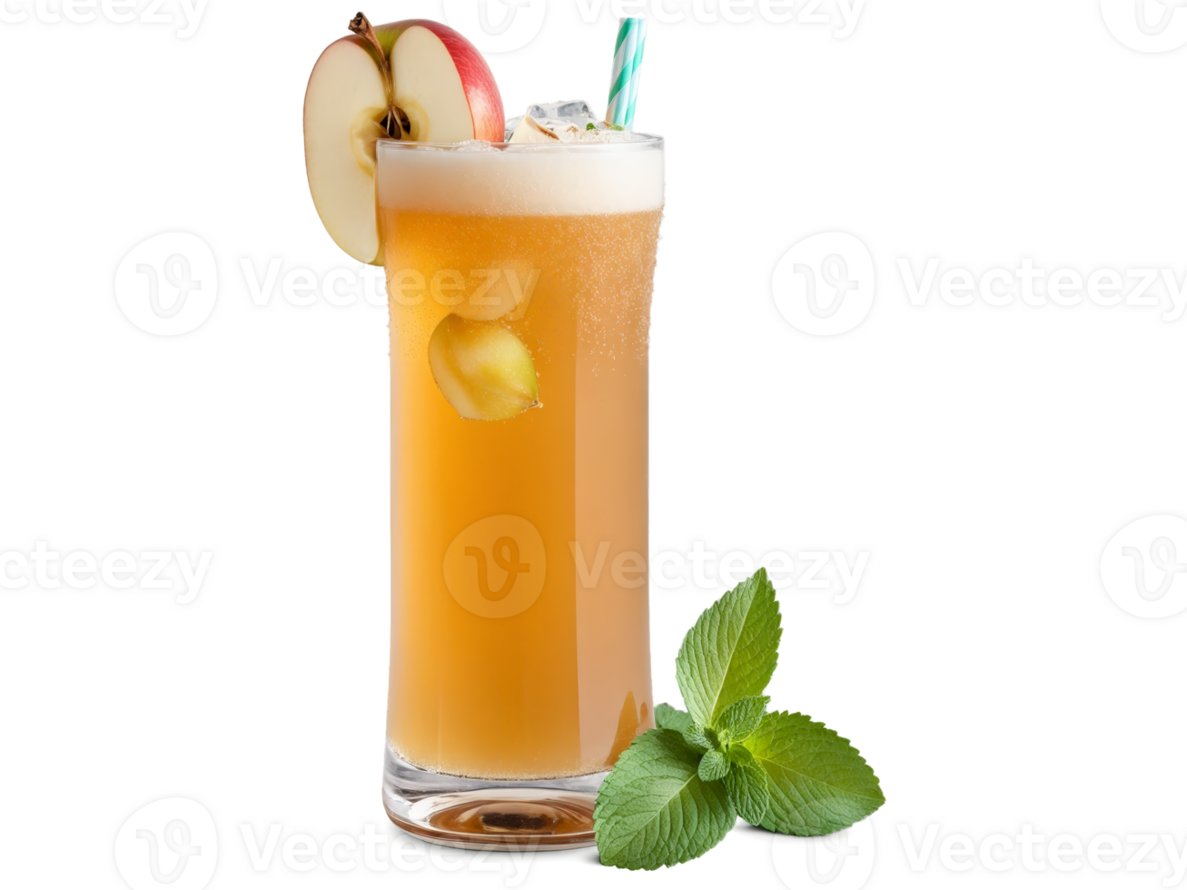 Aussie Apple Cider tall glass filled with mixture of apple cider and ginger beer garnished png