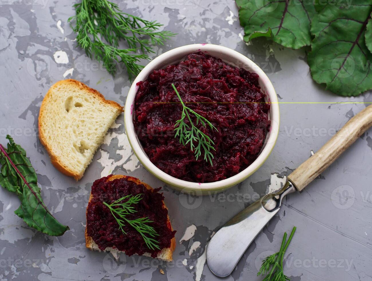 Beetroot caviar and toast photo