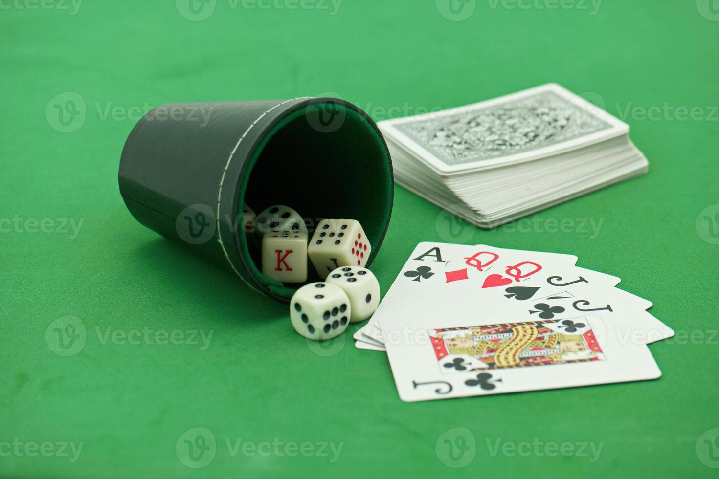 Cards, game, poker, bridge, canasta, luck, gambling, suits, figu photo