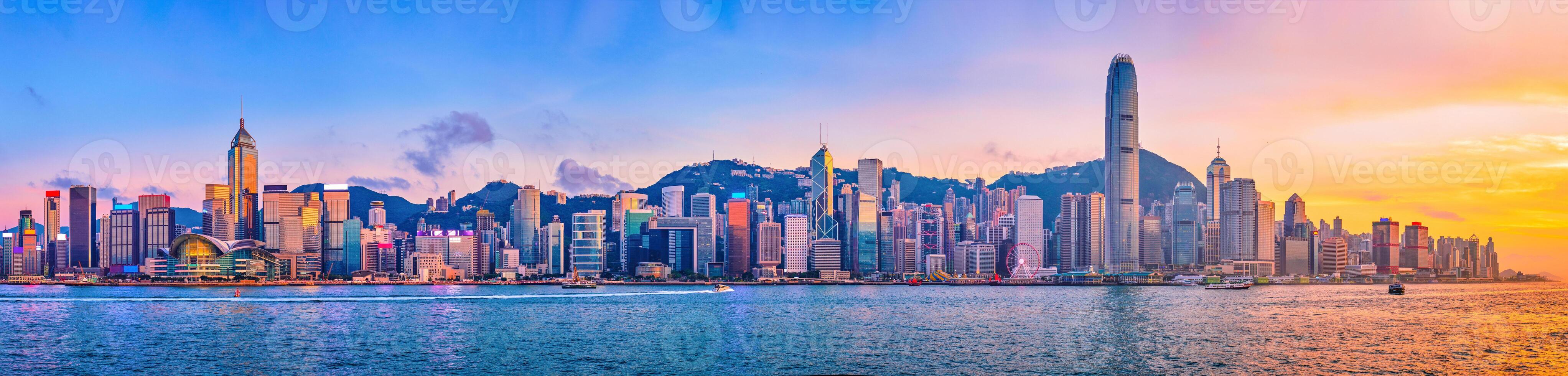 Junk boat in Hong Kong Victoria Harbour photo
