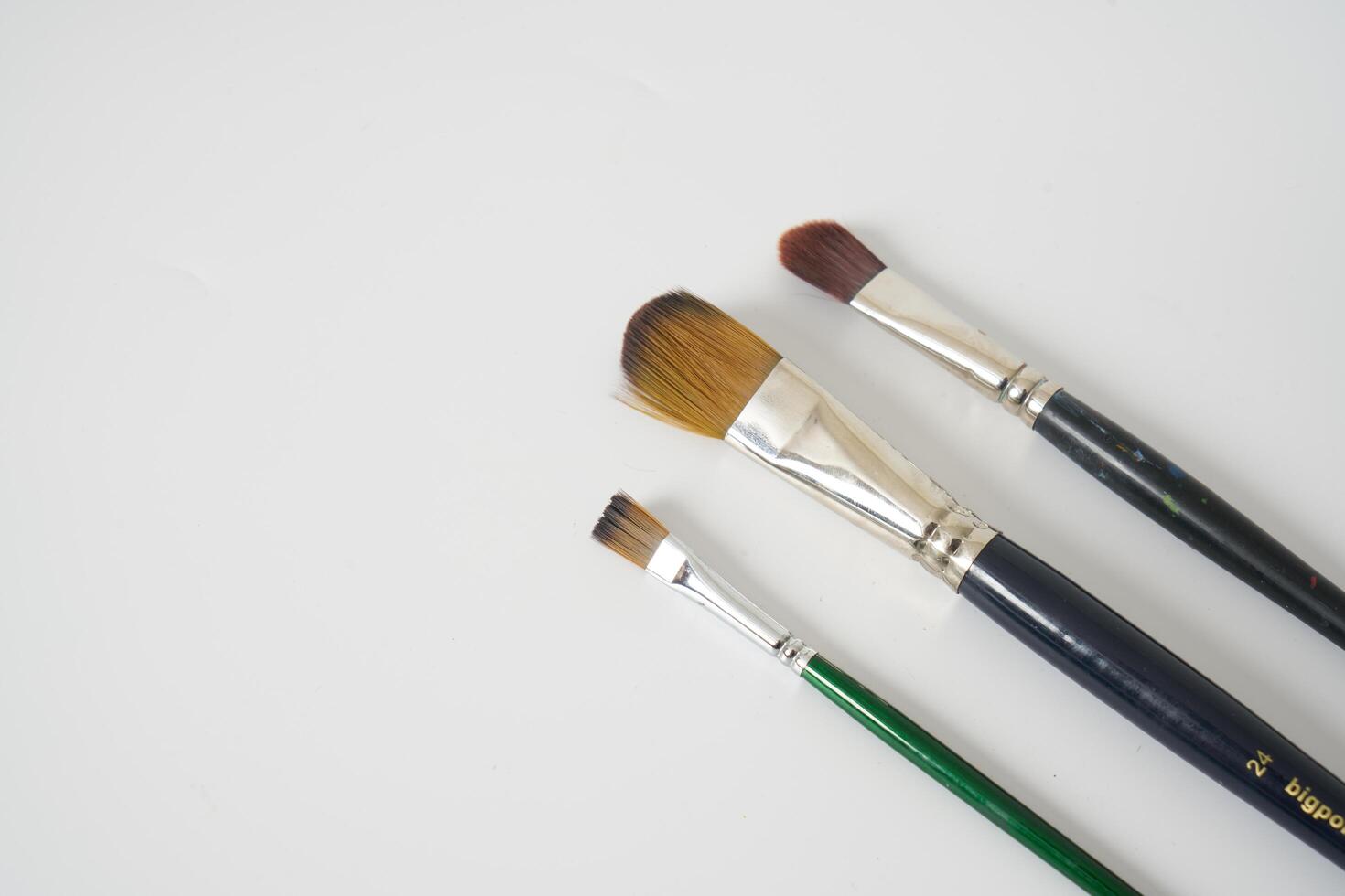 oil painting brushes photo