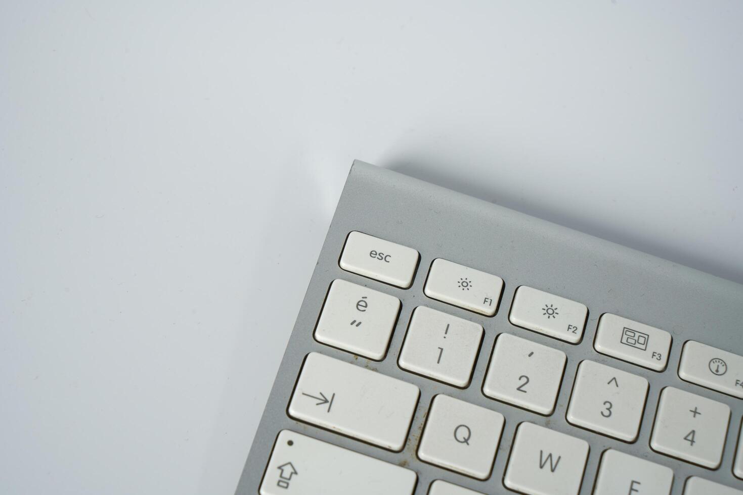 Bluetooth keyboard metallic grey photo