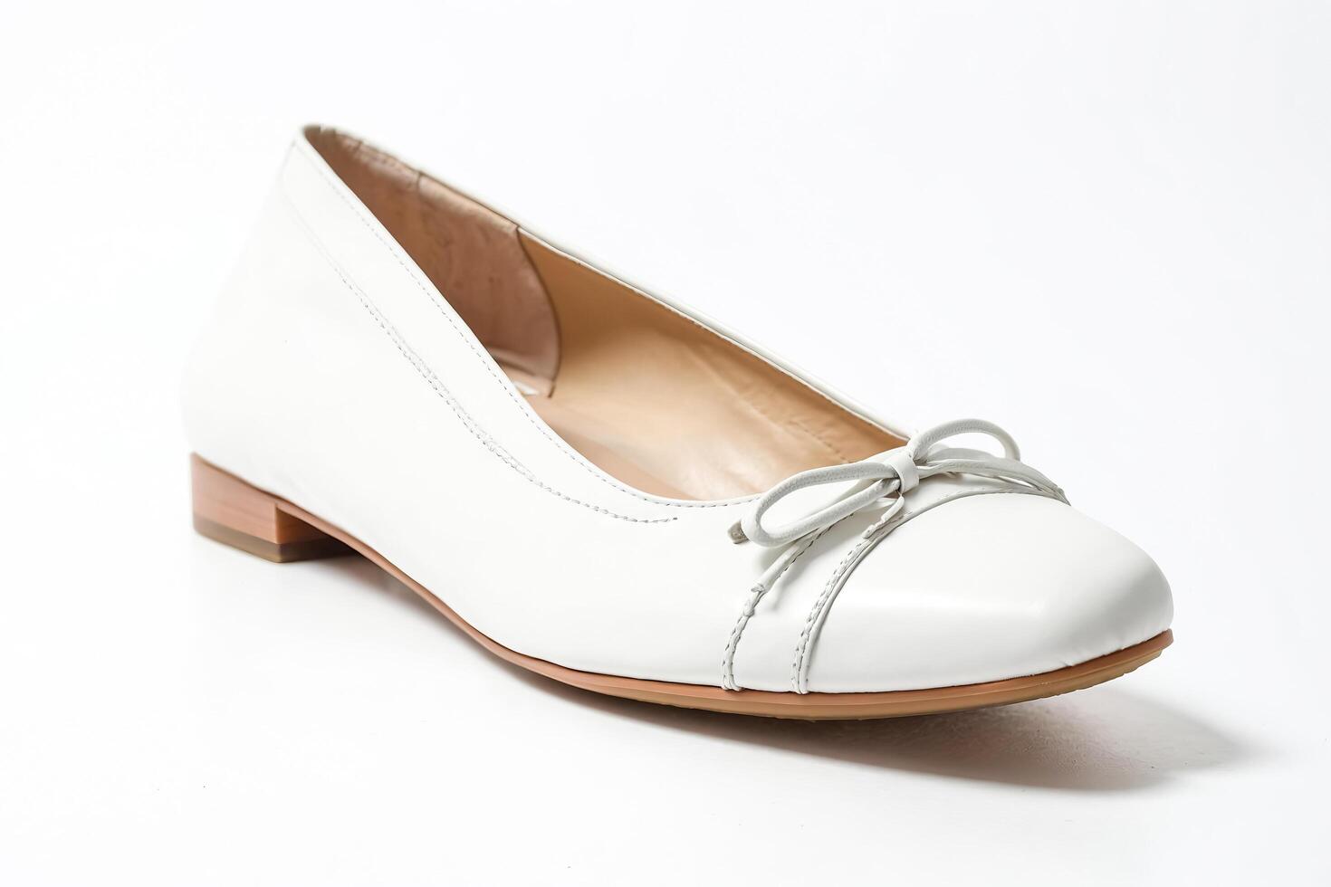 White Leather Flat Shoes with Bow photo