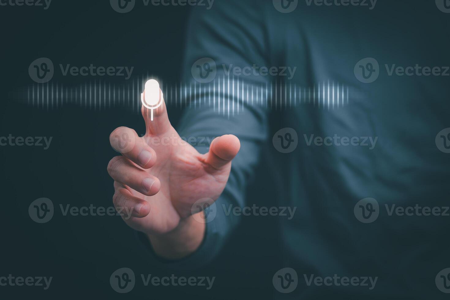 Information data search technology, search optimization, male hand using voice search, using the search bar function on your website, big data, automatic operation photo