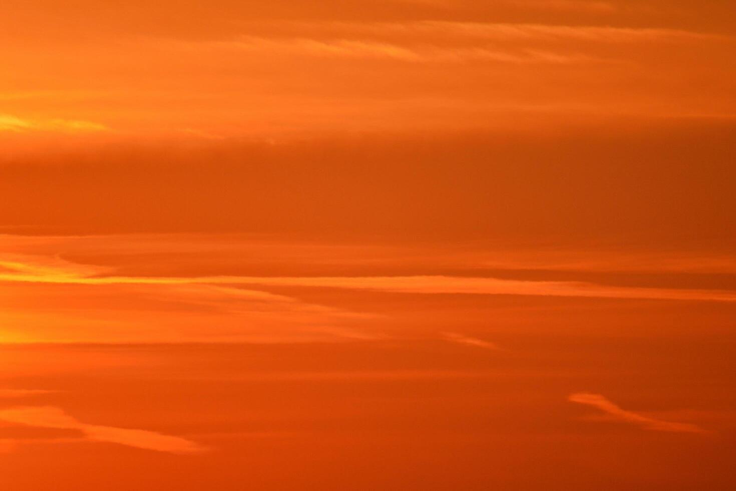 Twilight The Enchanting Beauty of Dusk photo