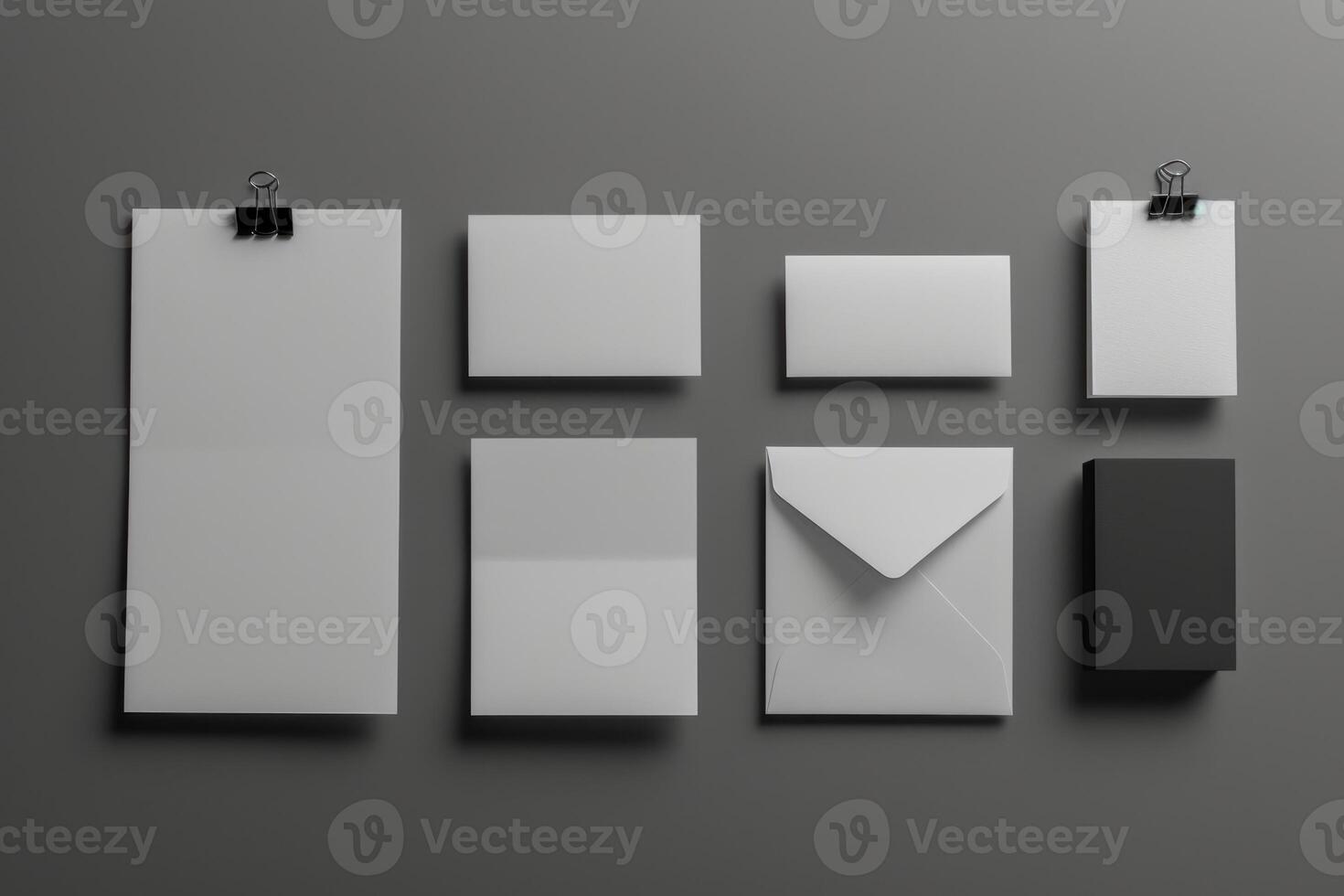 square piece of paper with notepad attached to the bottom, photo