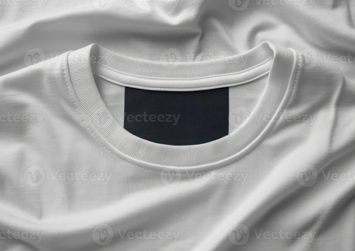 a white long sleeve shirt with a square image in the back, photo