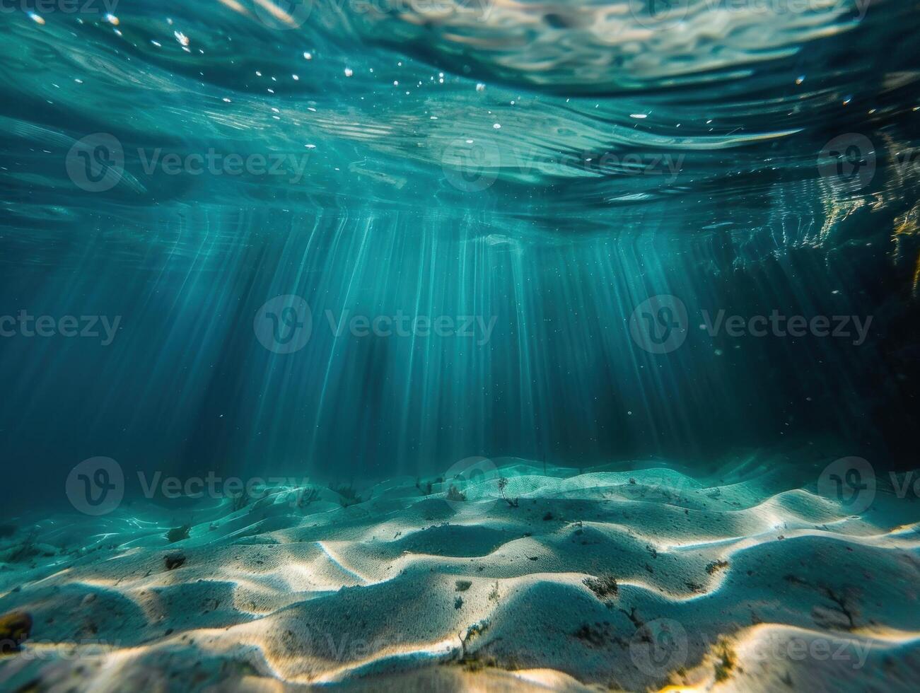 an image of light shining from the water's surface, photo