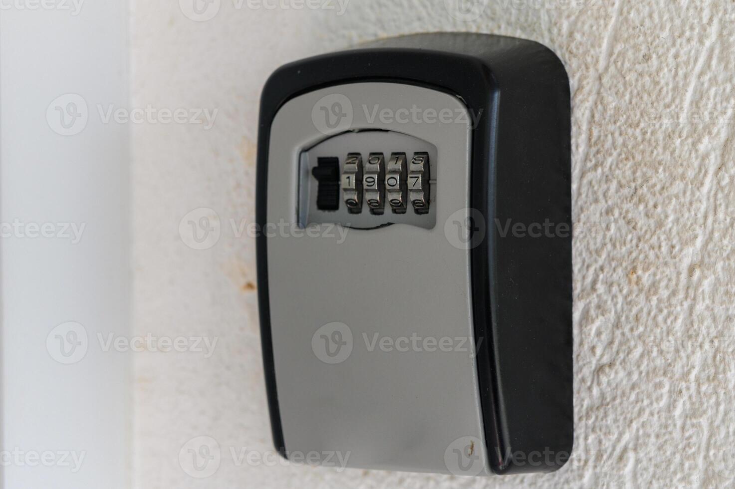key box with combination lock for apartments 2 photo