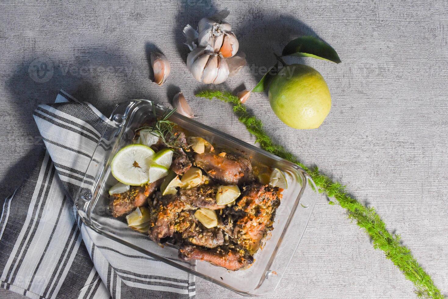 Baked Chicken with Lemon Sliced photo