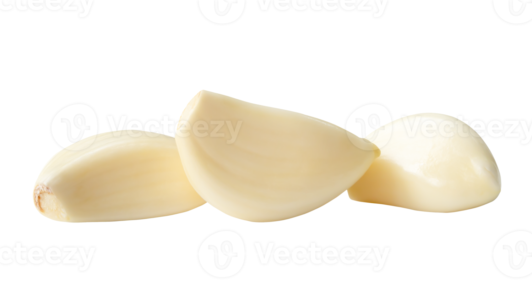 Side view of peeled white garlic cloves in stack isolated with clipping path in file format png