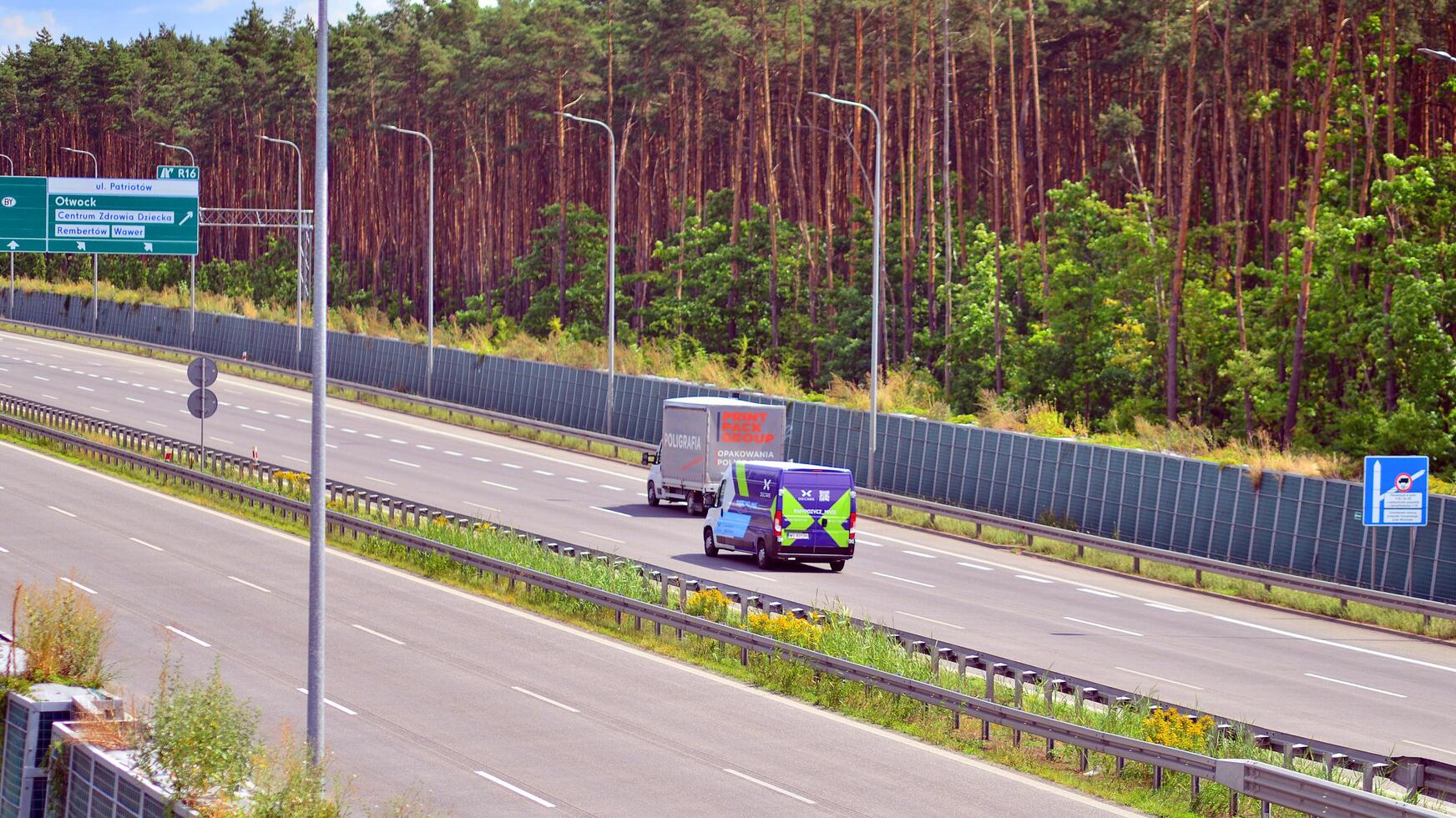 Warsaw, Poland. 24 July 2024. View of cars on the expressway S2, southern bypass of Warsaw in Wawer district. photo