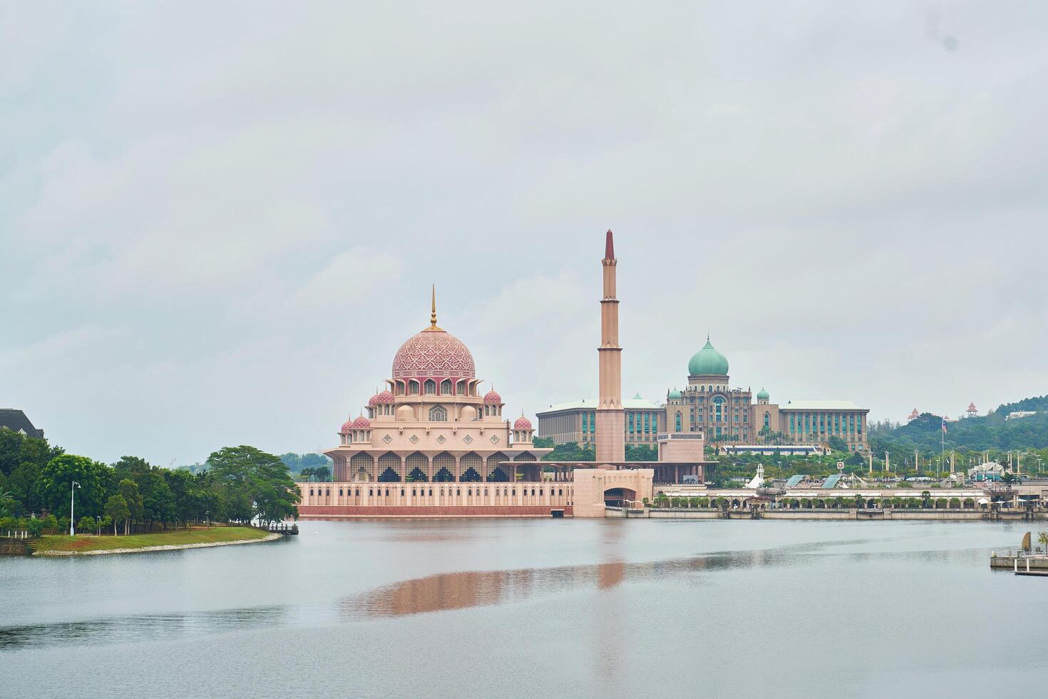 the world best and beautiful masjid photo
