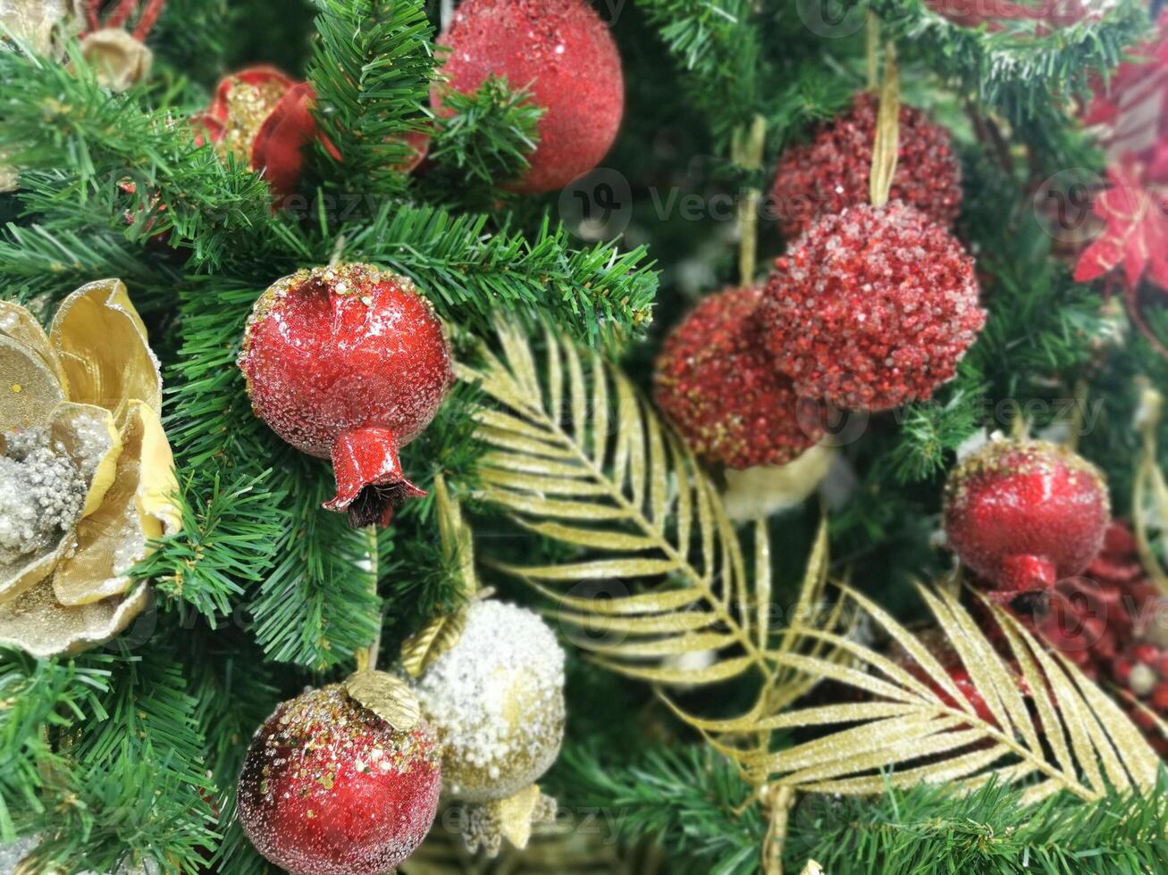 Christmas tree decorated with Pine Cone And Branches. Closeup cone photo