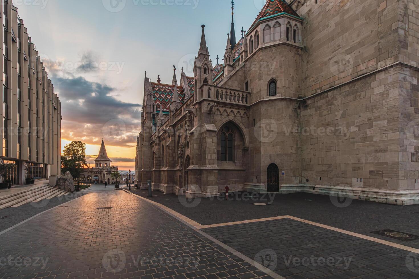 romano católico Matías Iglesia y del pescador bastión en el Mañana. Budapest foto