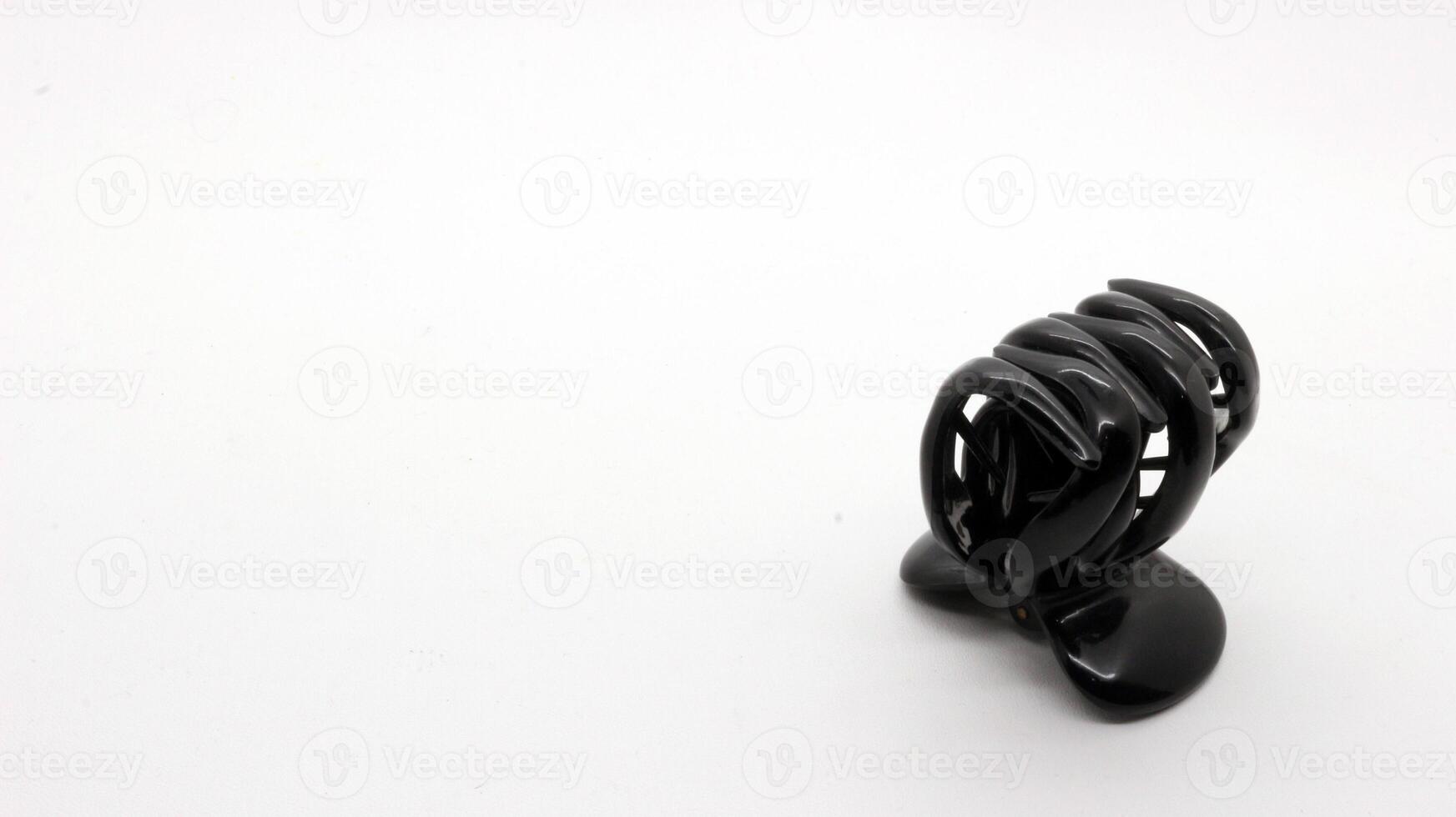 Hair clip with black color photo