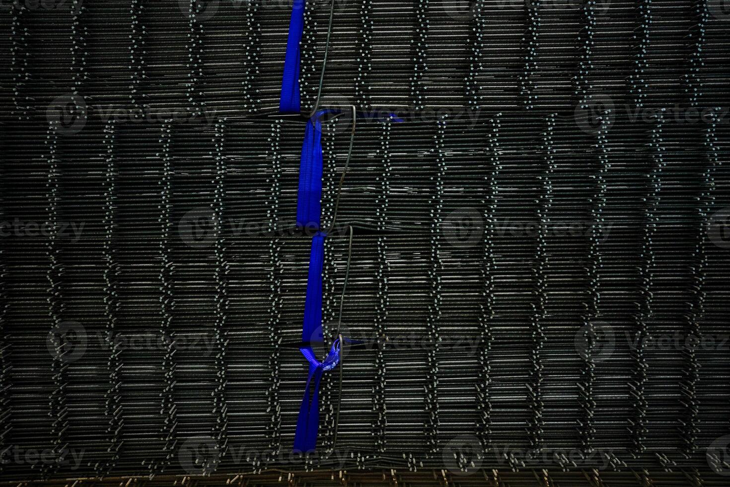 Metal armature Building materials Construction site Reinforced concrete Reinforcement mesh Formwork Metal structures photo