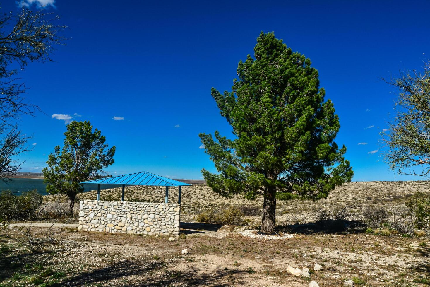 NEW MEXICO, USA - NOVEMBER 21, 2019 place to relax in the park near the lake, New Mexico photo