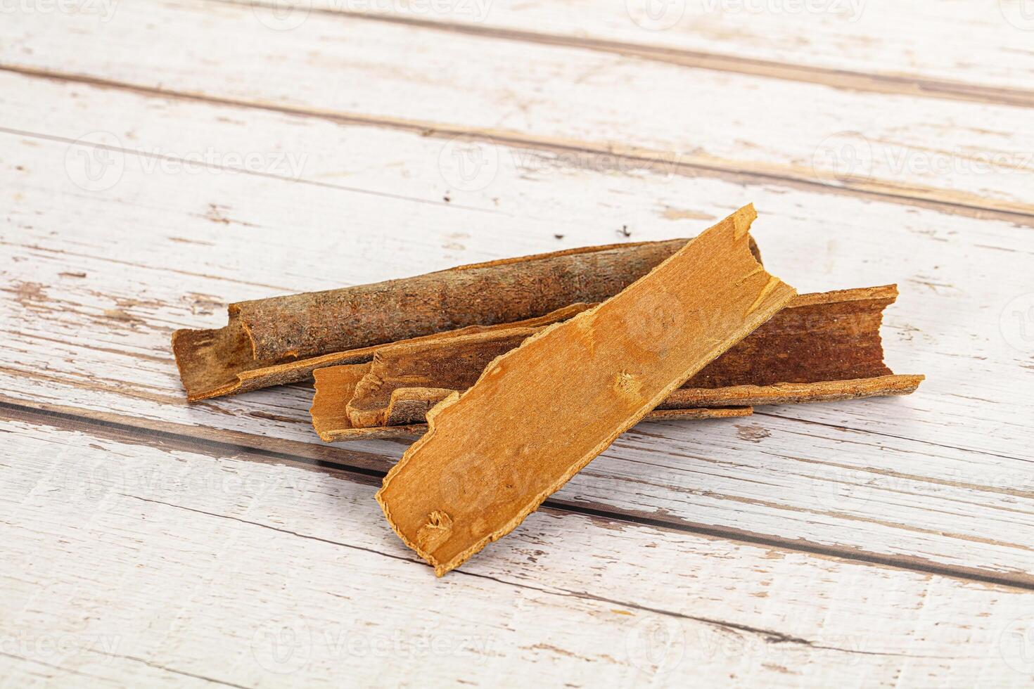 Natural wild organic cinnamon aroma photo