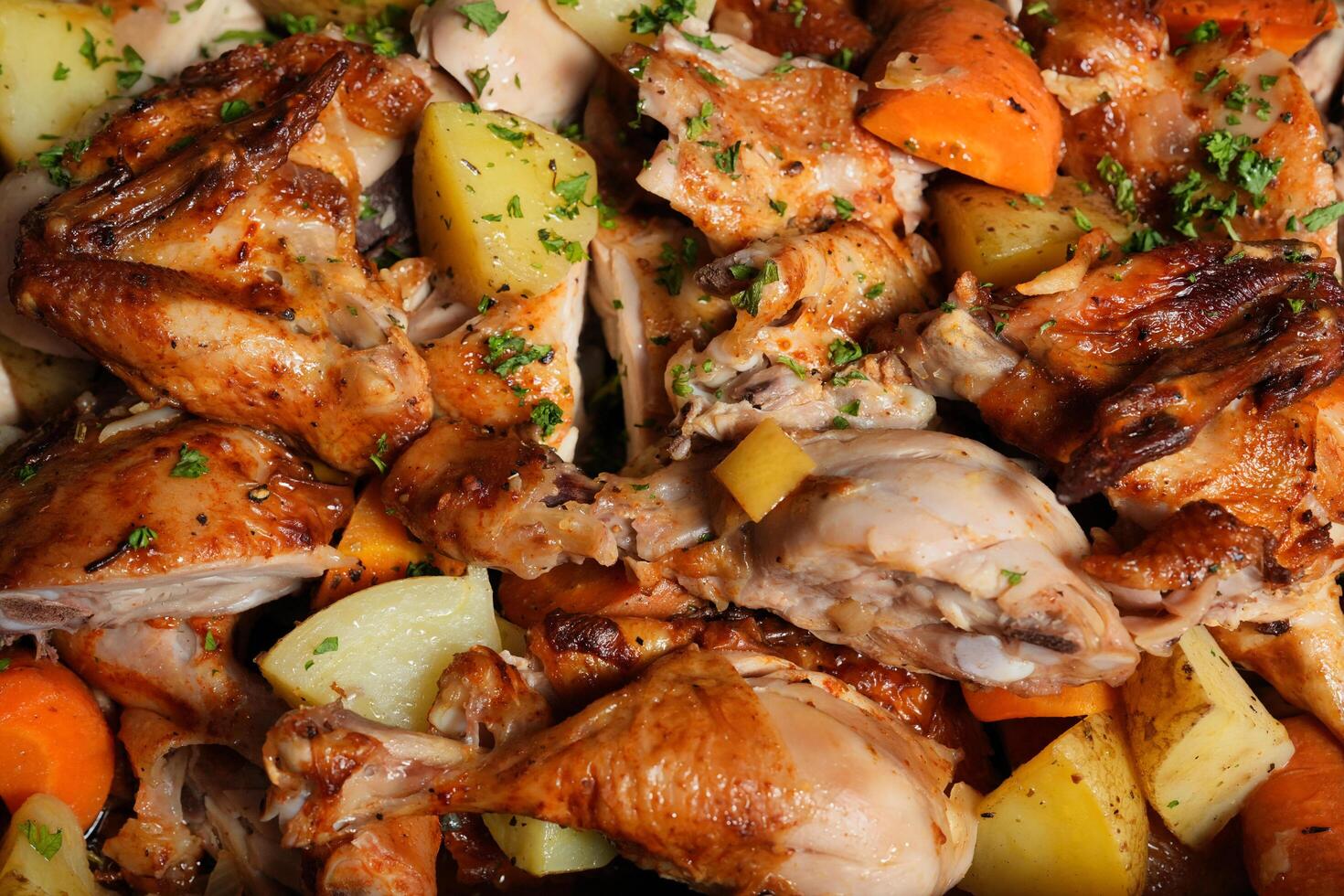 roasted chicken with vegetables photo