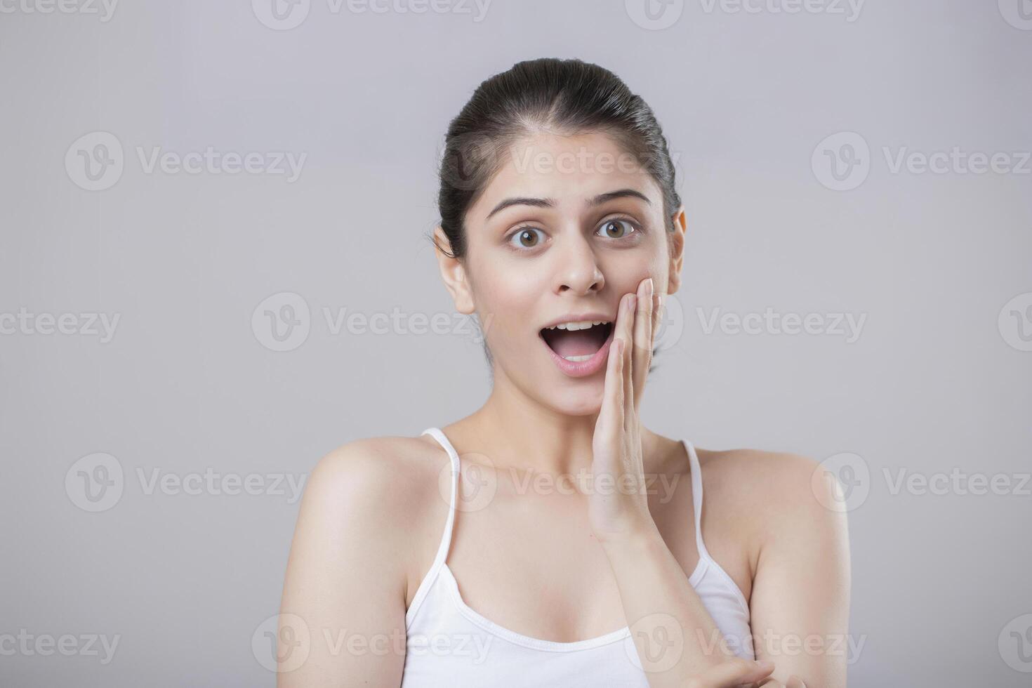 Picture Of A Cute Young Model With A Wow Expression photo