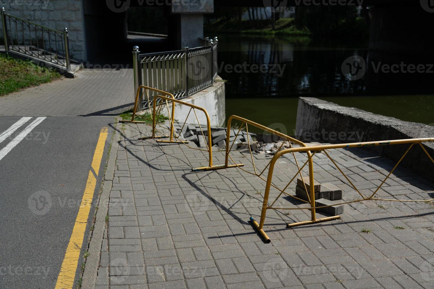 Construction and repair work of the sidewalk. The exit to the water was blocked photo