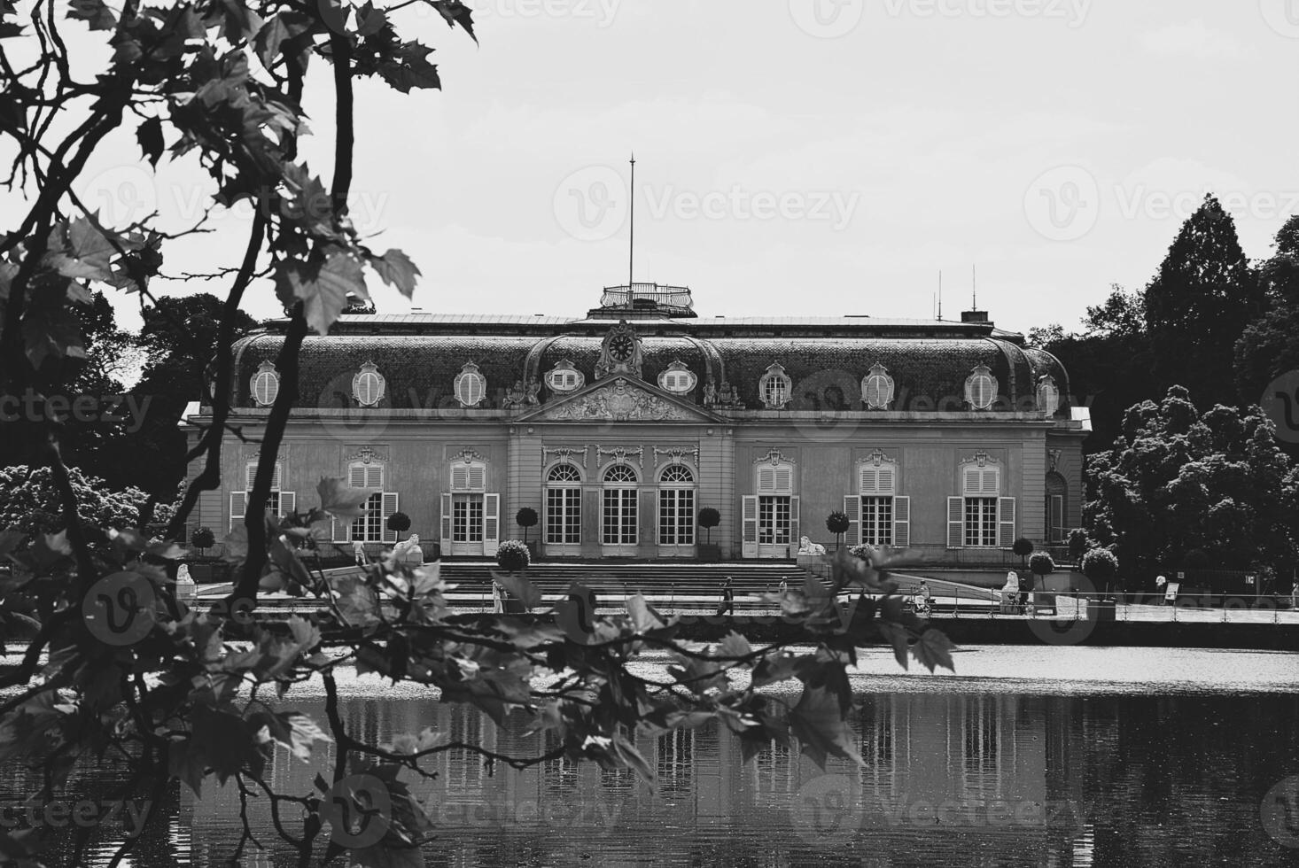 It's a black and white picture of a castle, Benrath palace near Dusseldorf, photo