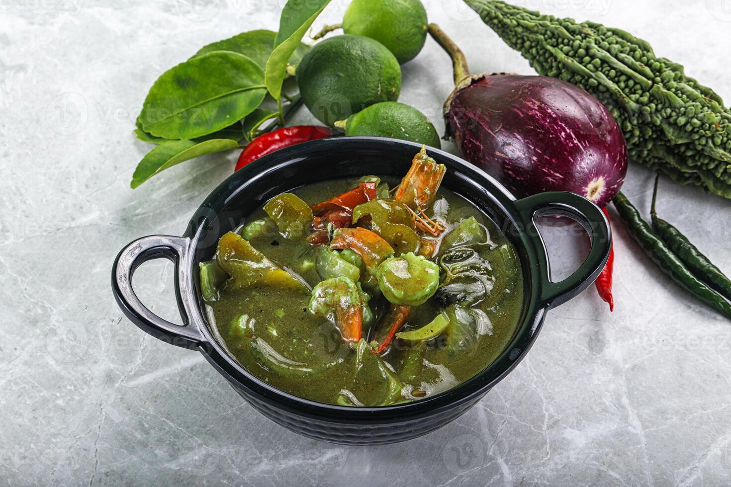 Thai green curry with prawn photo