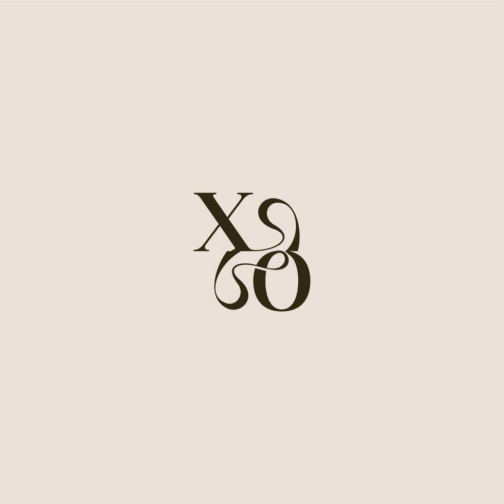 XO letter luxurious concept elegant wedding dynamic line monogram logo vector