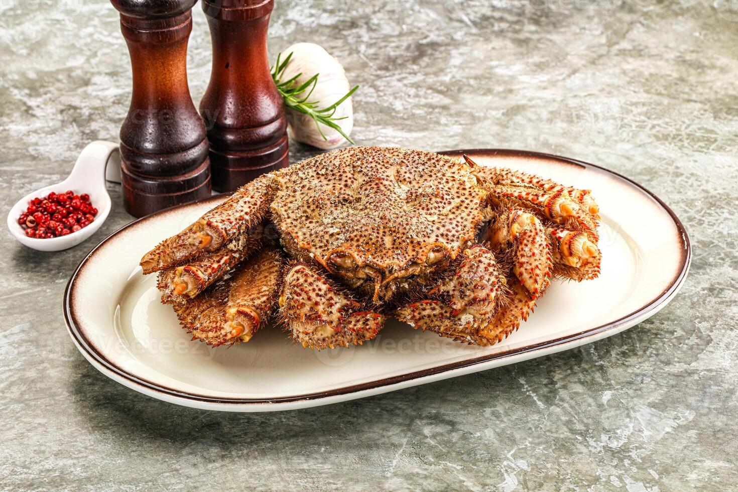 Delicous gurmet Steamed hairy crab photo