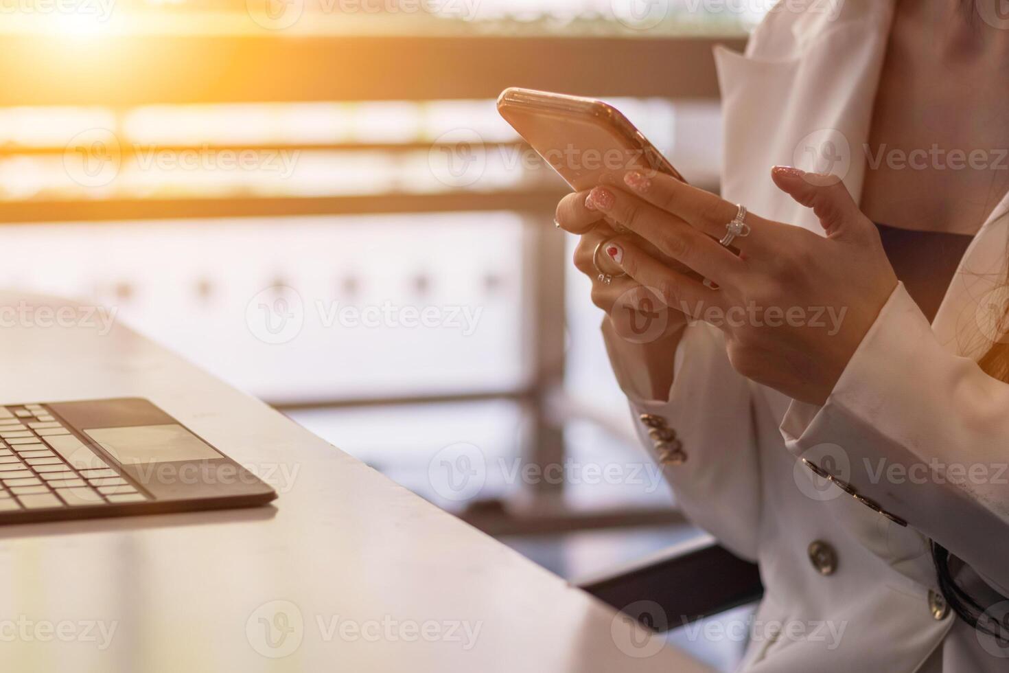 A young woman is using an app to discuss and discuss the issues of online learning because it is in school closure after the coronavirus pandemic. Concept of online problem consultation photo