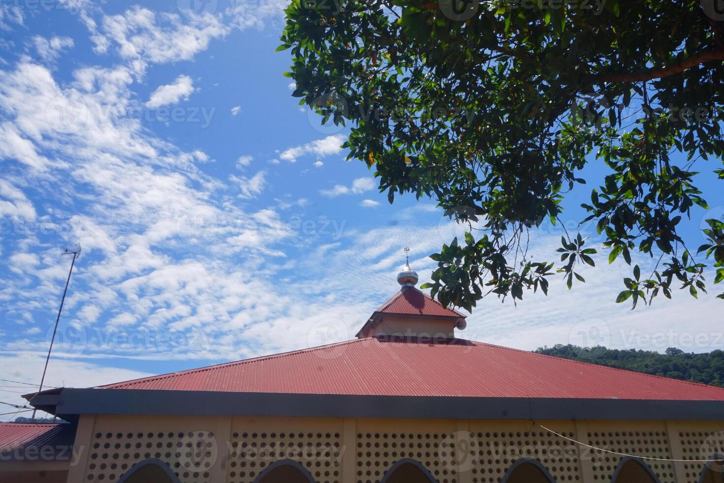 the view of the mosque and its dome looks out, creating a stunning view photo
