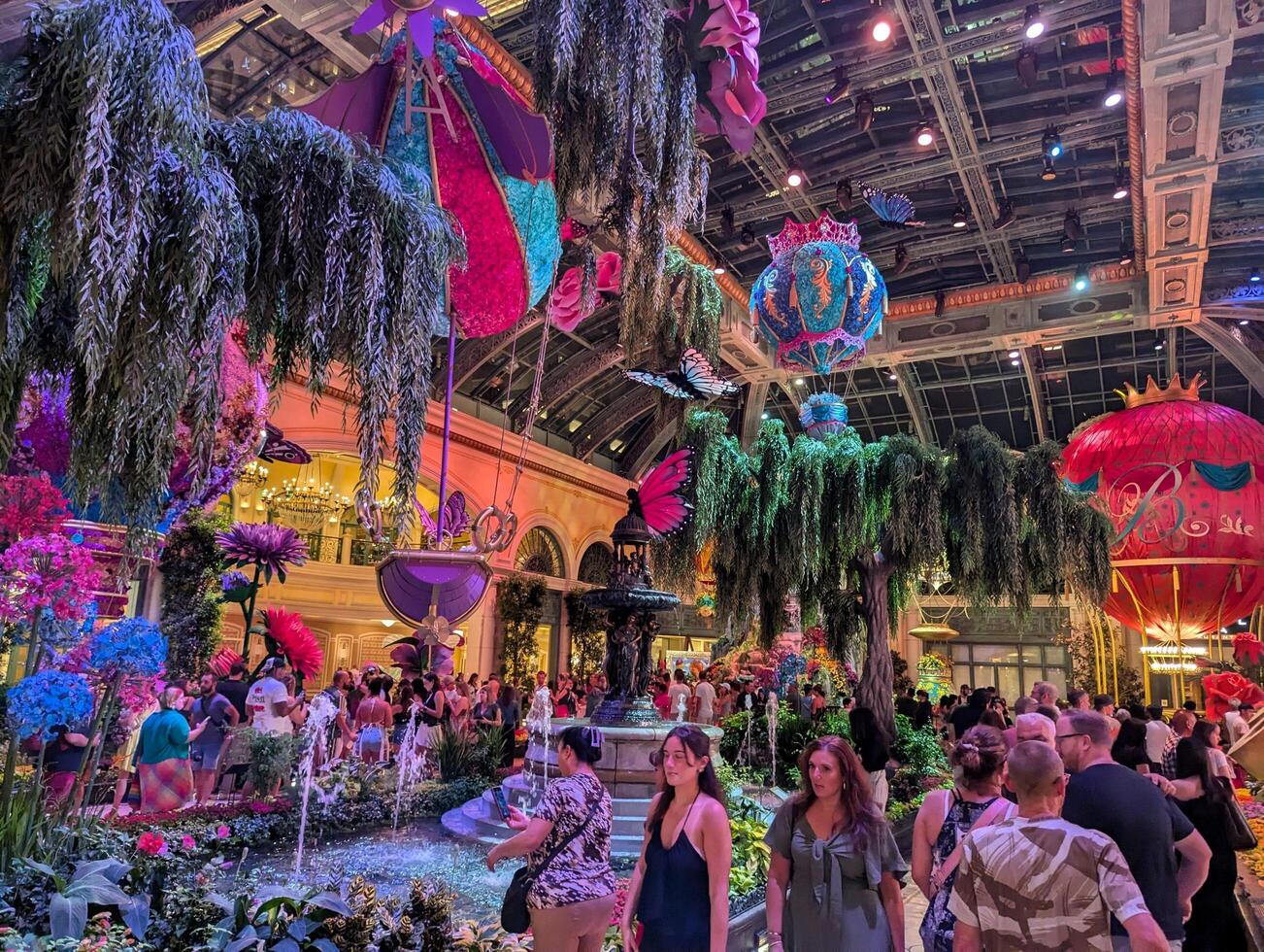 LAS VEGAS - 08.07.2024 Summer season at the Bellagio Hotel Conservatory and Botanical Garden. Every year the Conservatory implements five seasonal themes. photo