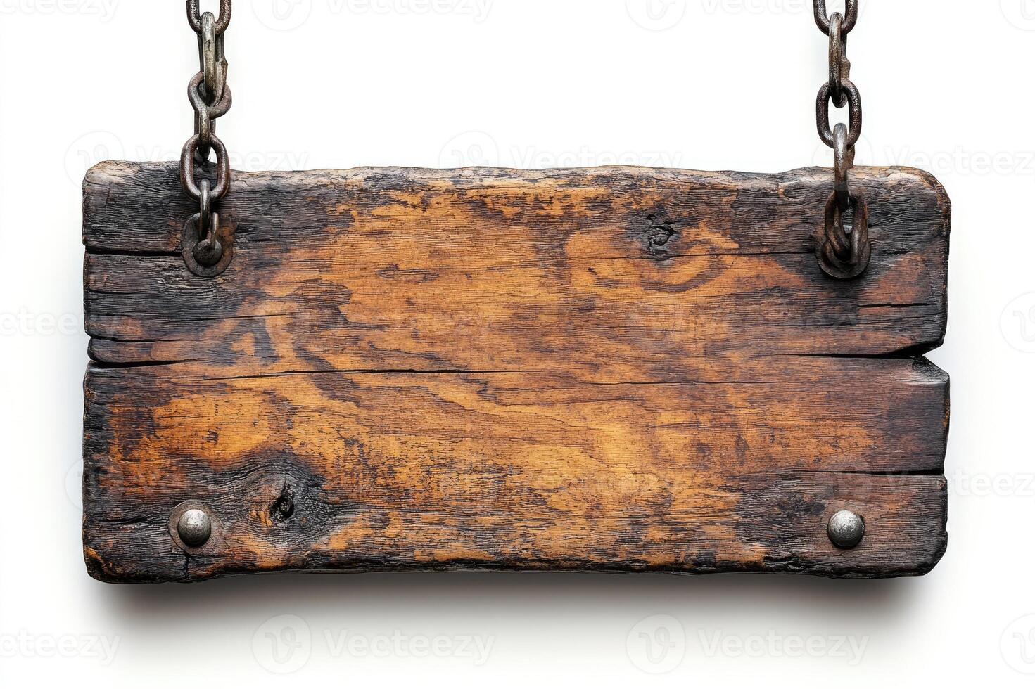 antiguo vacío de madera firmar colgando en cadenas aislado en blanco antecedentes foto