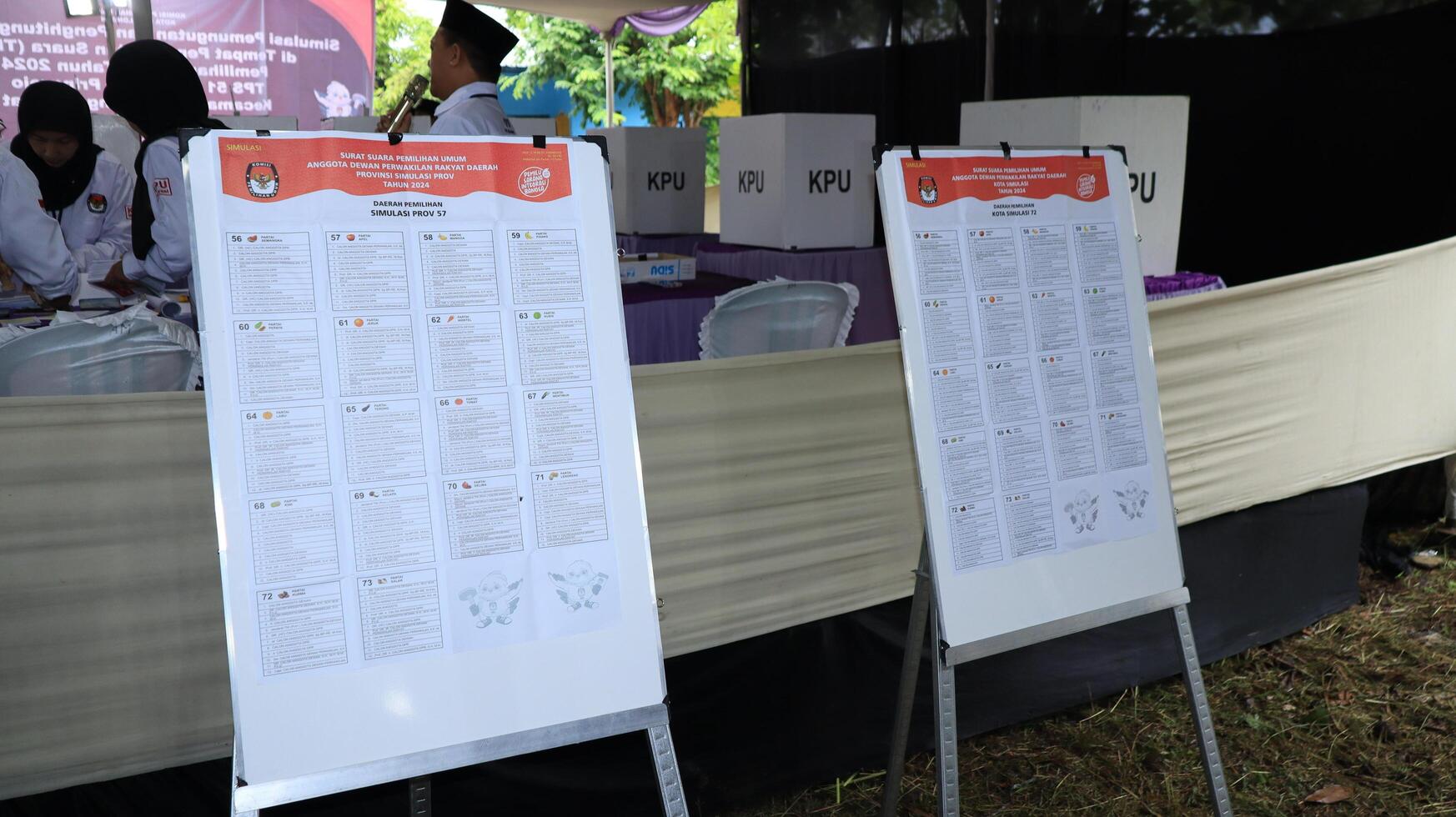 Voting atmosphere at TPS Tempat Pemungutan Suara Indonesian Polling Place photo