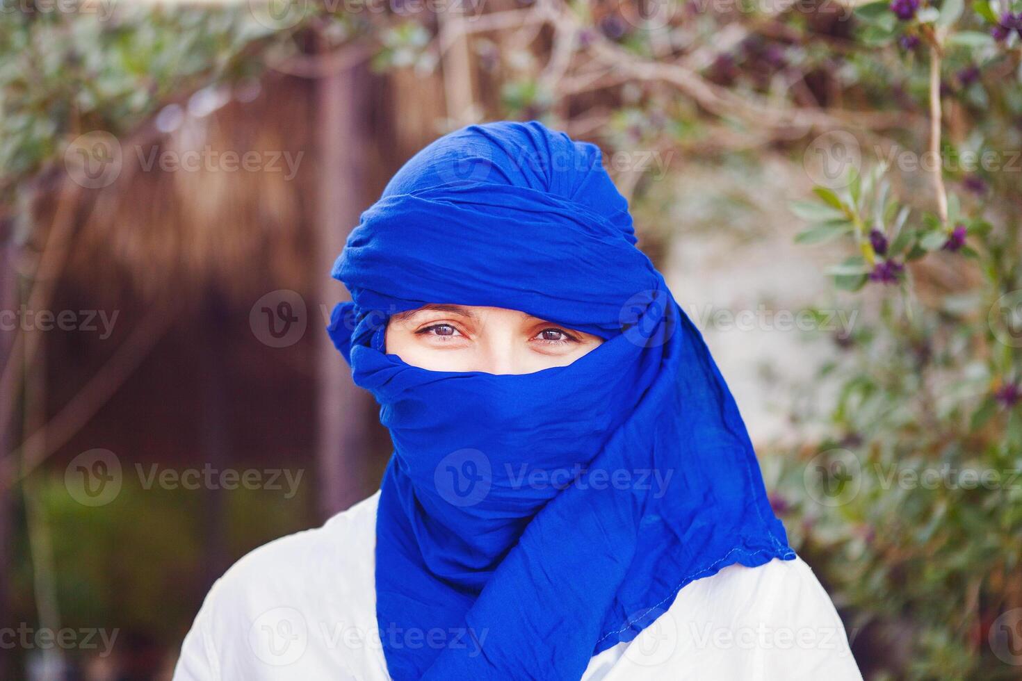 Portrait of the woman dressed in Arab costume photo