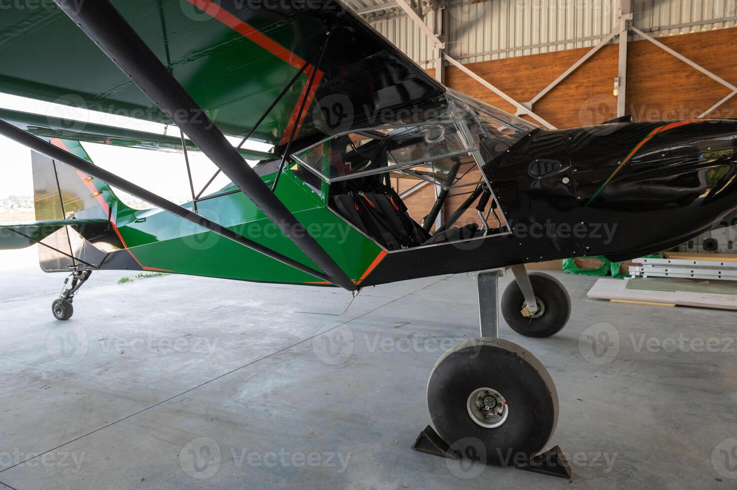 Small private lightweight propeller airplanes photo