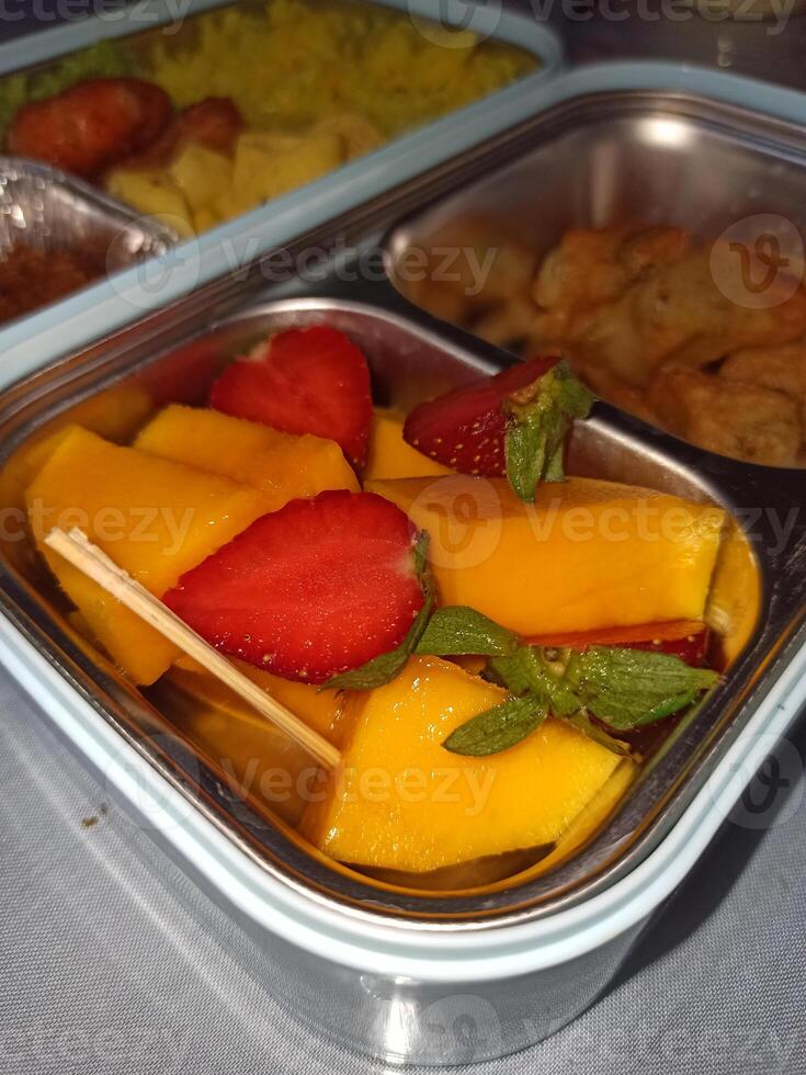 Provide healthy food for your child photo