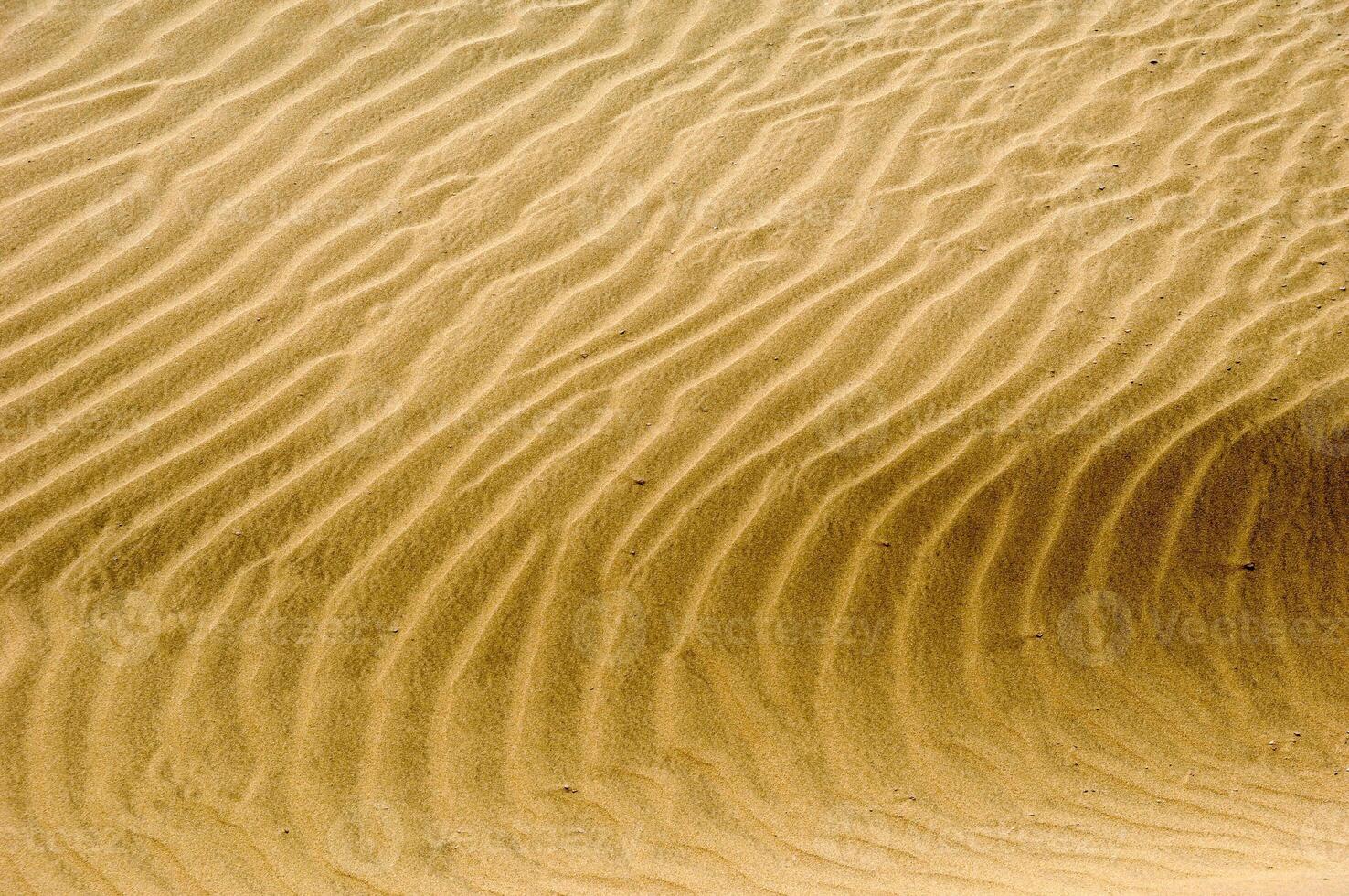 Pattern in sand photo