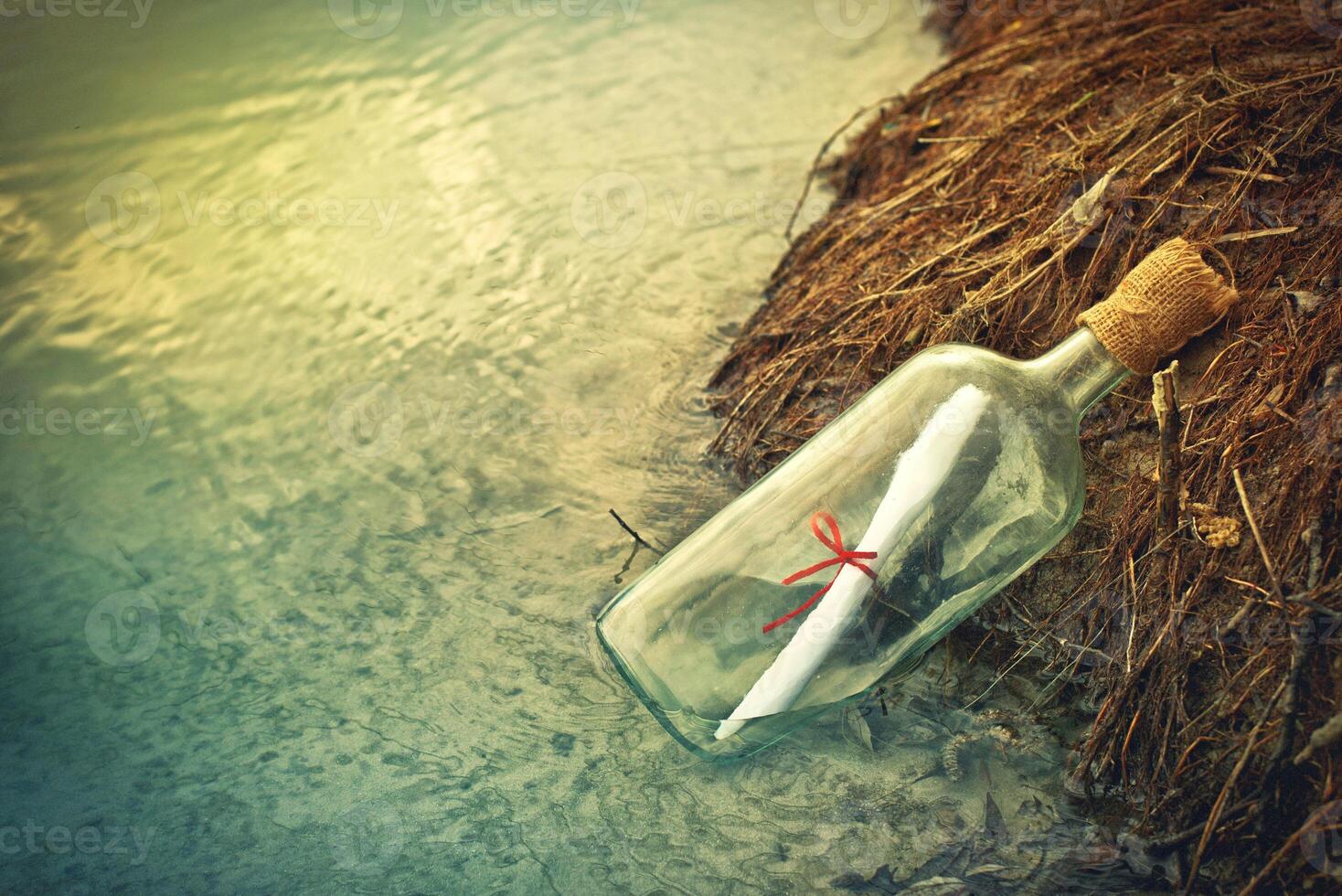 Message in a bottle photo