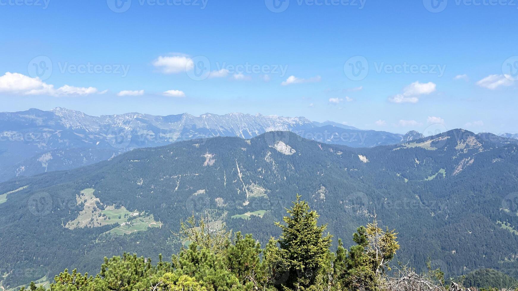 Tolsti vrh, 1715 m Kamnisko Savinjske Alpe Slovenia Peak Hiking photo
