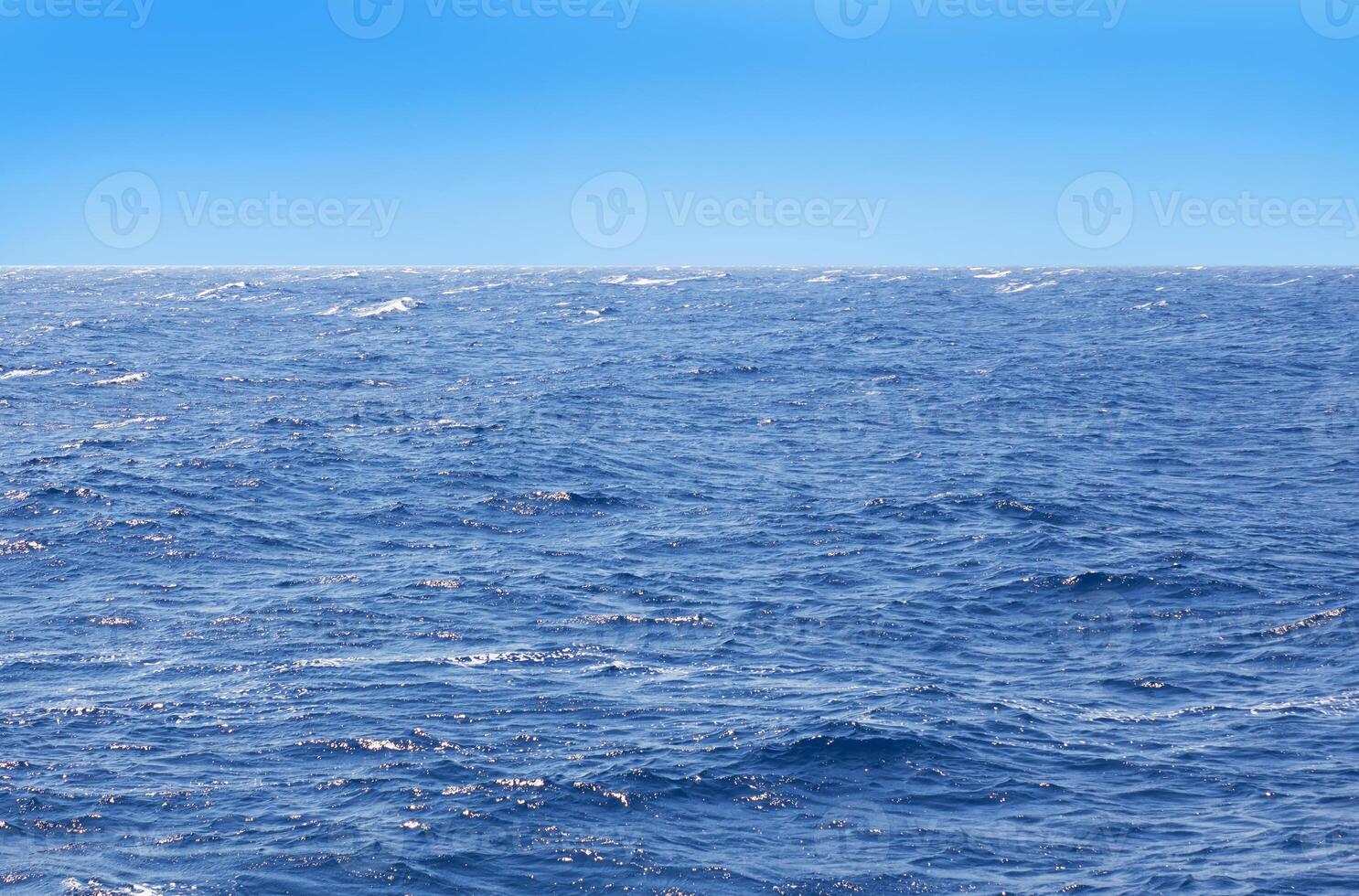 ripple water surface photo