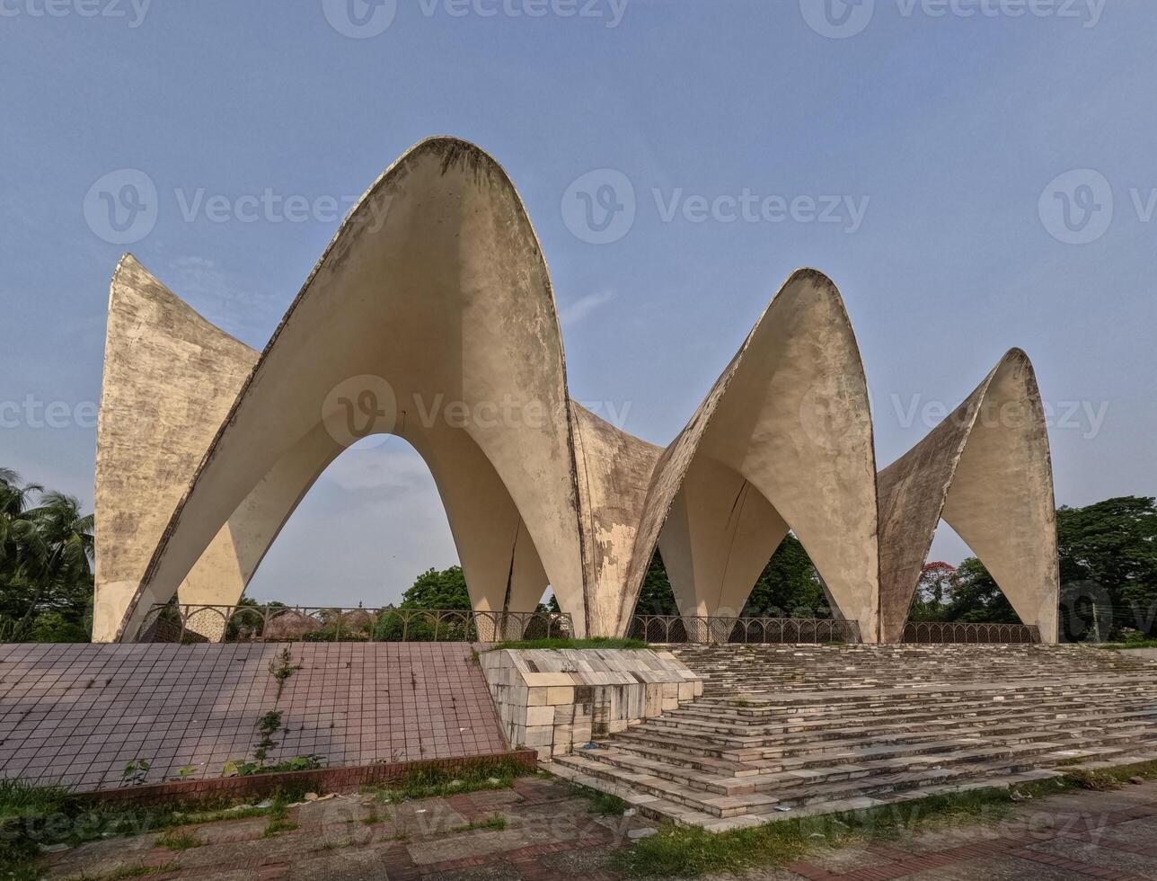 Architecture of Mausoleum of three leaders or Tin Netar Mazar at Shahbag Dhaka photo