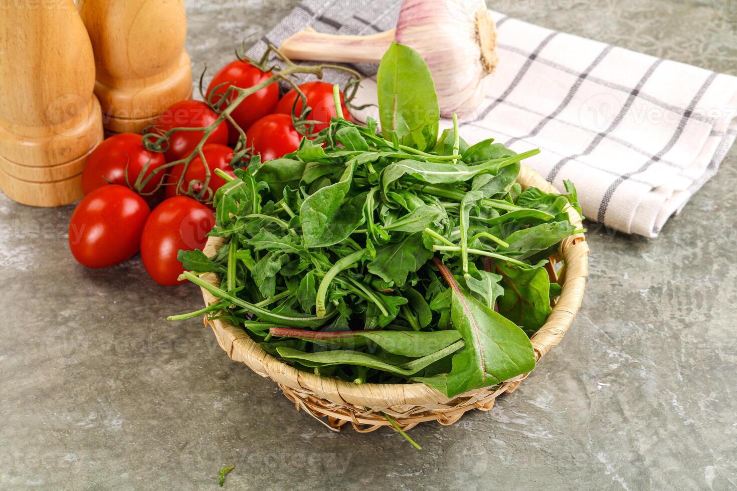 Arugula and spinach mix salad photo